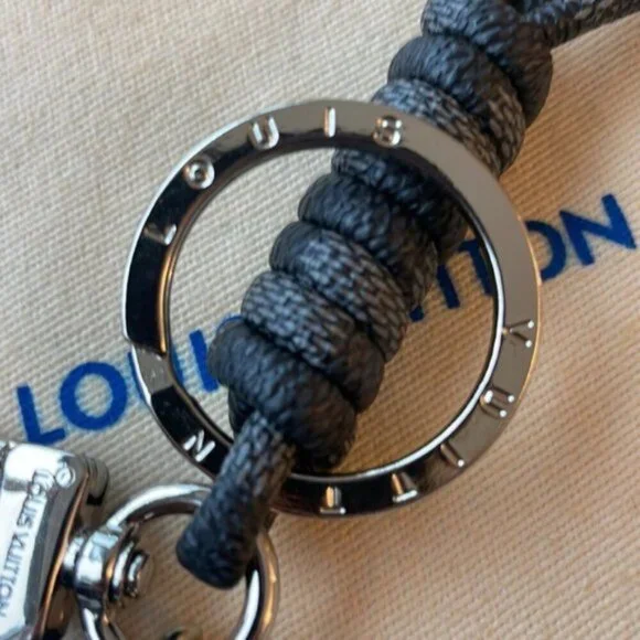 Luis Vuitton black and silver Keychain - Picture 5 of 6